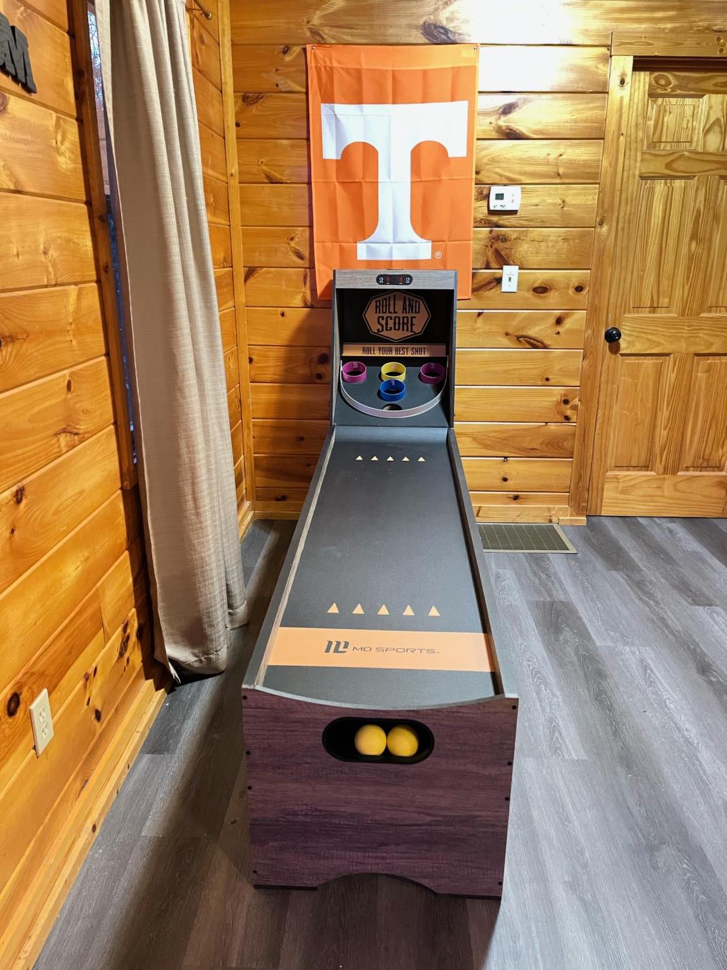 Smokey Mountain Retreat, Hot Tub, Game Room, Sleeps 8! Gatlinburg Εξωτερικό φωτογραφία